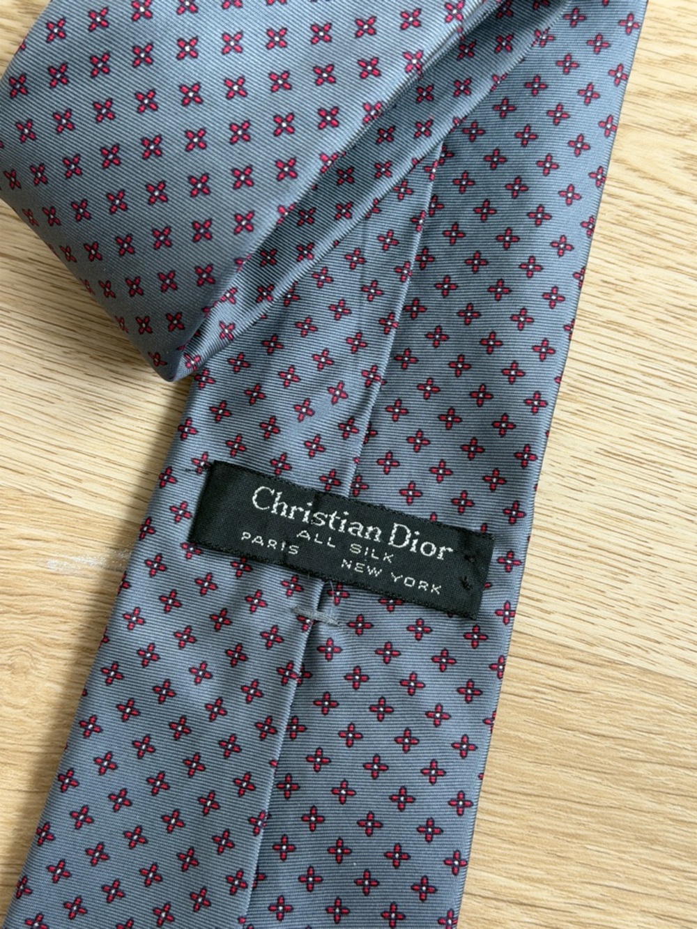 Dior Grey Silk Tie - Picture 2 of 4